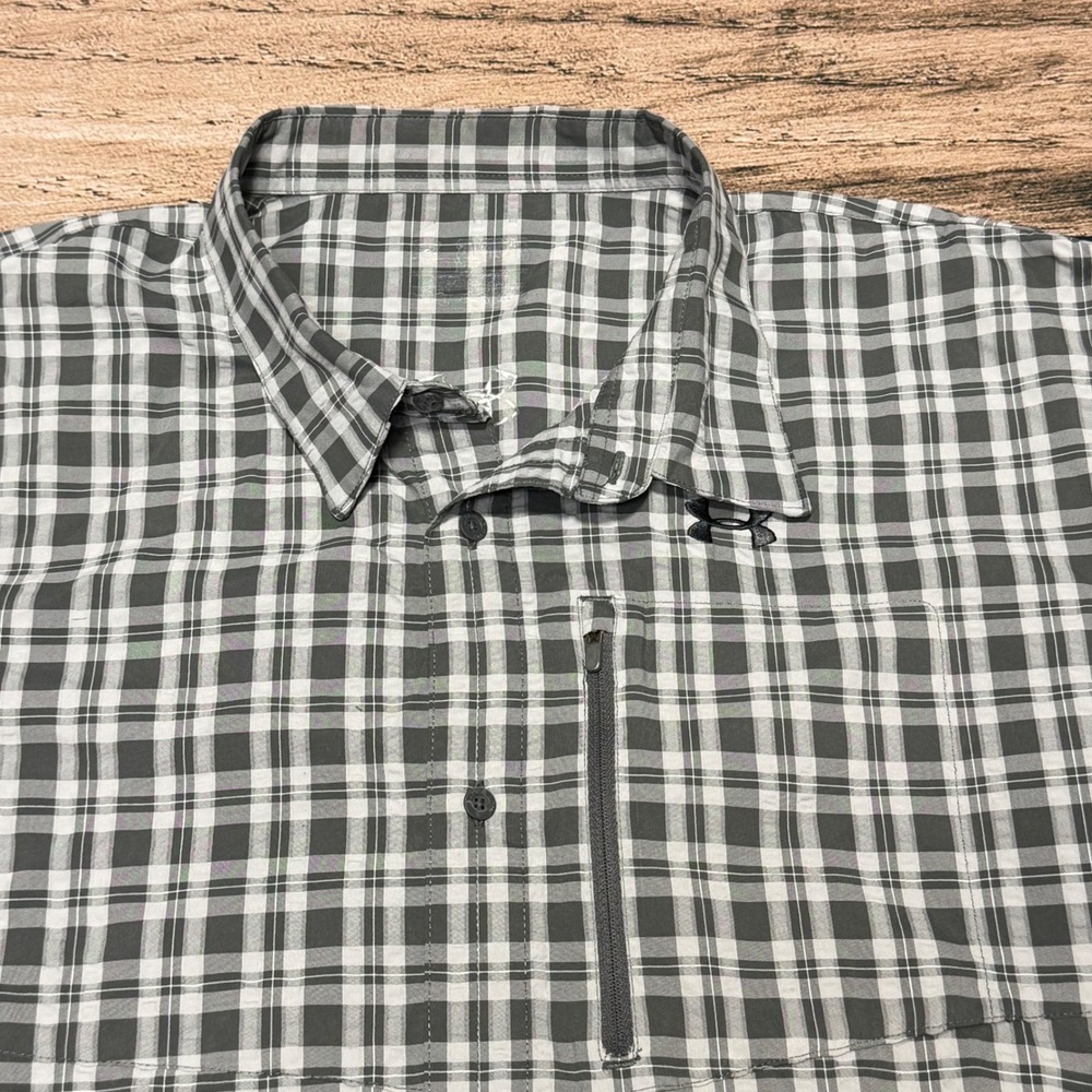 Under Armour Button Down Shirt Mens Large Grey Plaid Short Sleeve Outdoor Pocket